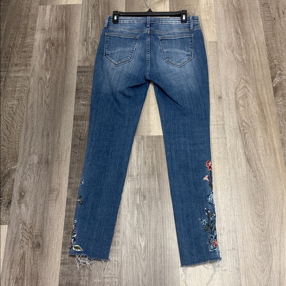 DRIFTWOOD Blue Skinny Jeans with Floral Embroidery - Picture 6 of 6